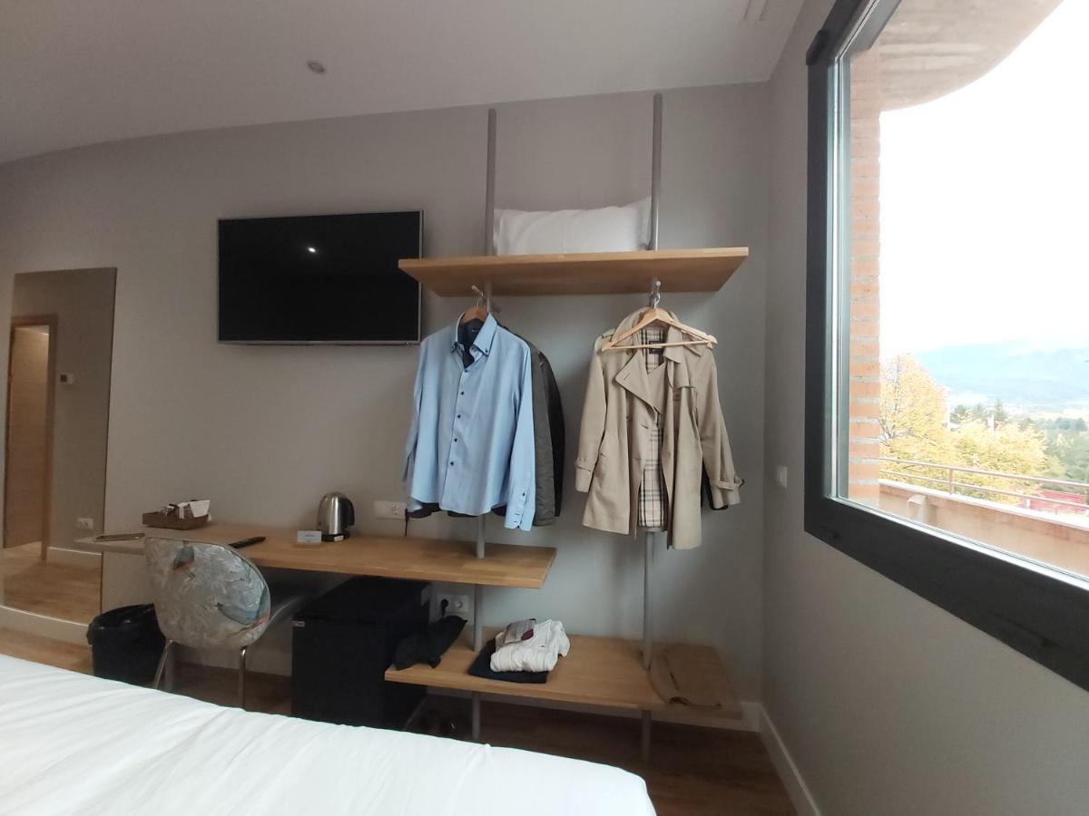 Habital Suites Jaca Exterior photo